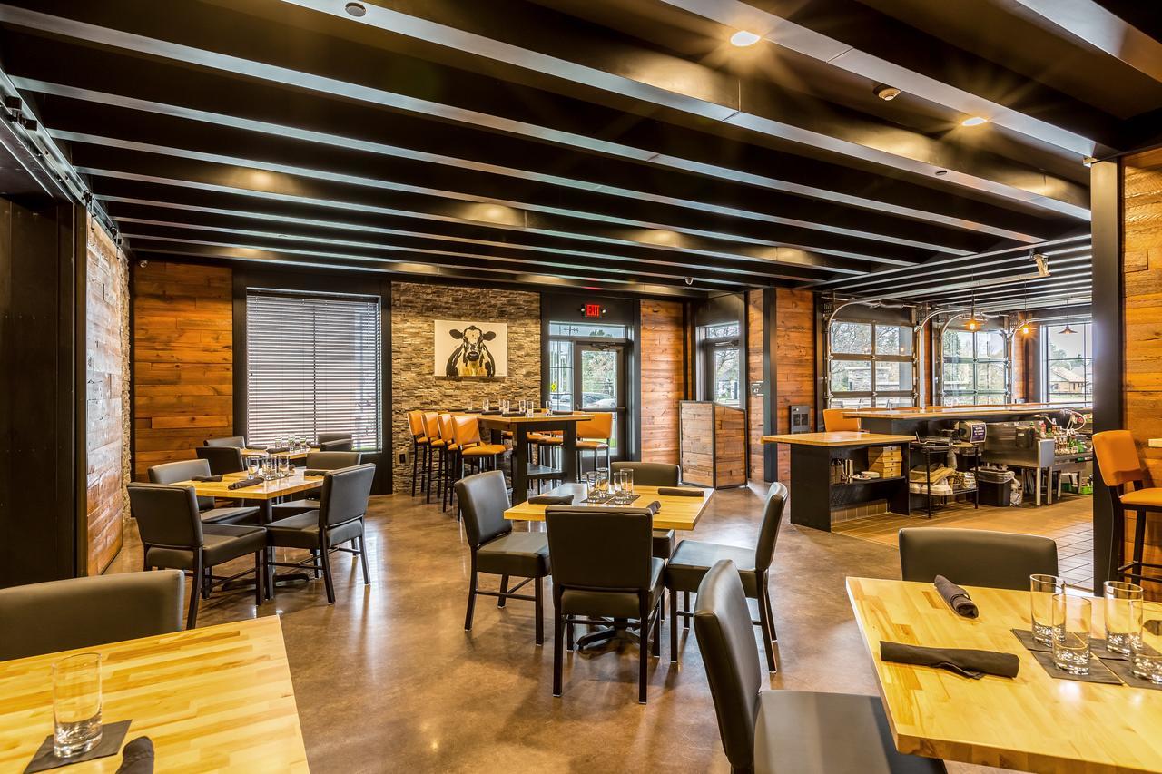 Cobblestone Hotel & Suites Hartford Exteriér fotografie