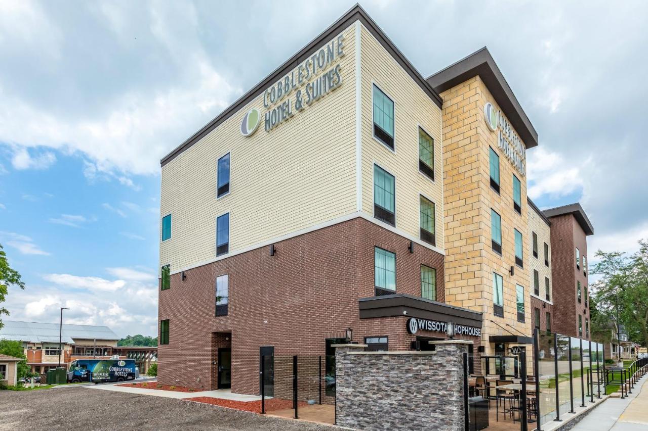 Cobblestone Hotel & Suites Hartford Exteriér fotografie
