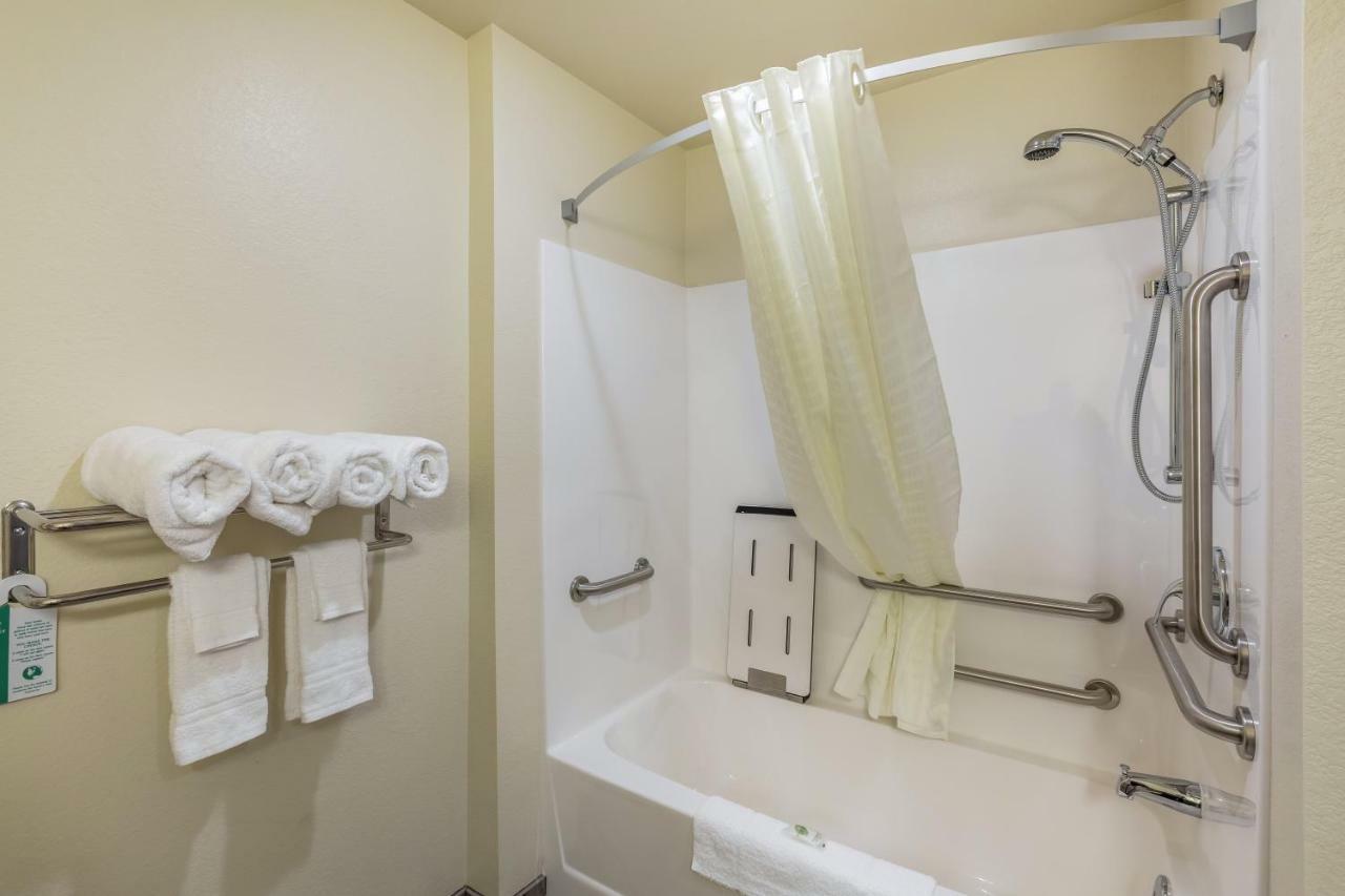 Cobblestone Hotel & Suites Hartford Exteriér fotografie